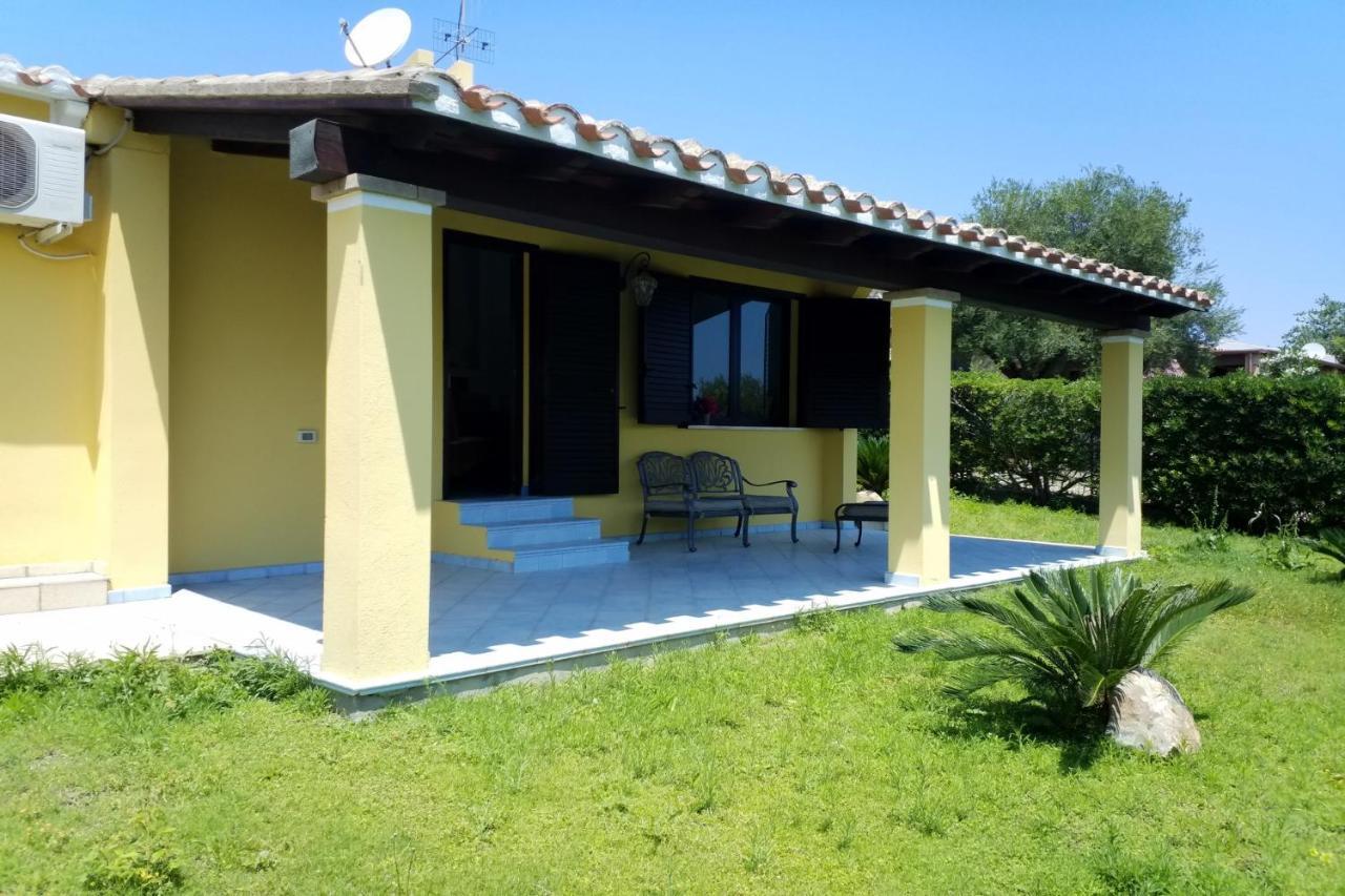 Villa Azzurra Nel Centro Di Costa Rei Exterior photo