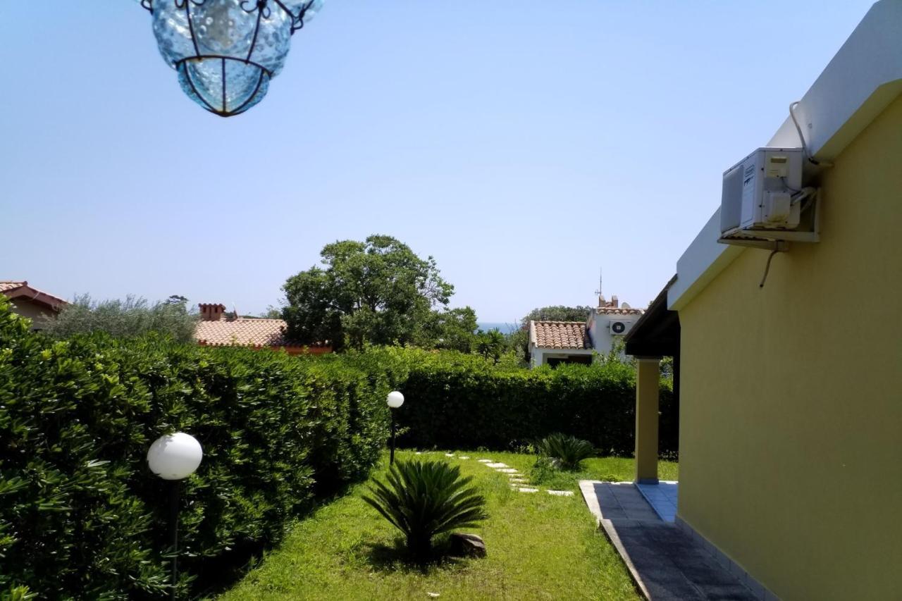 Villa Azzurra Nel Centro Di Costa Rei Exterior photo