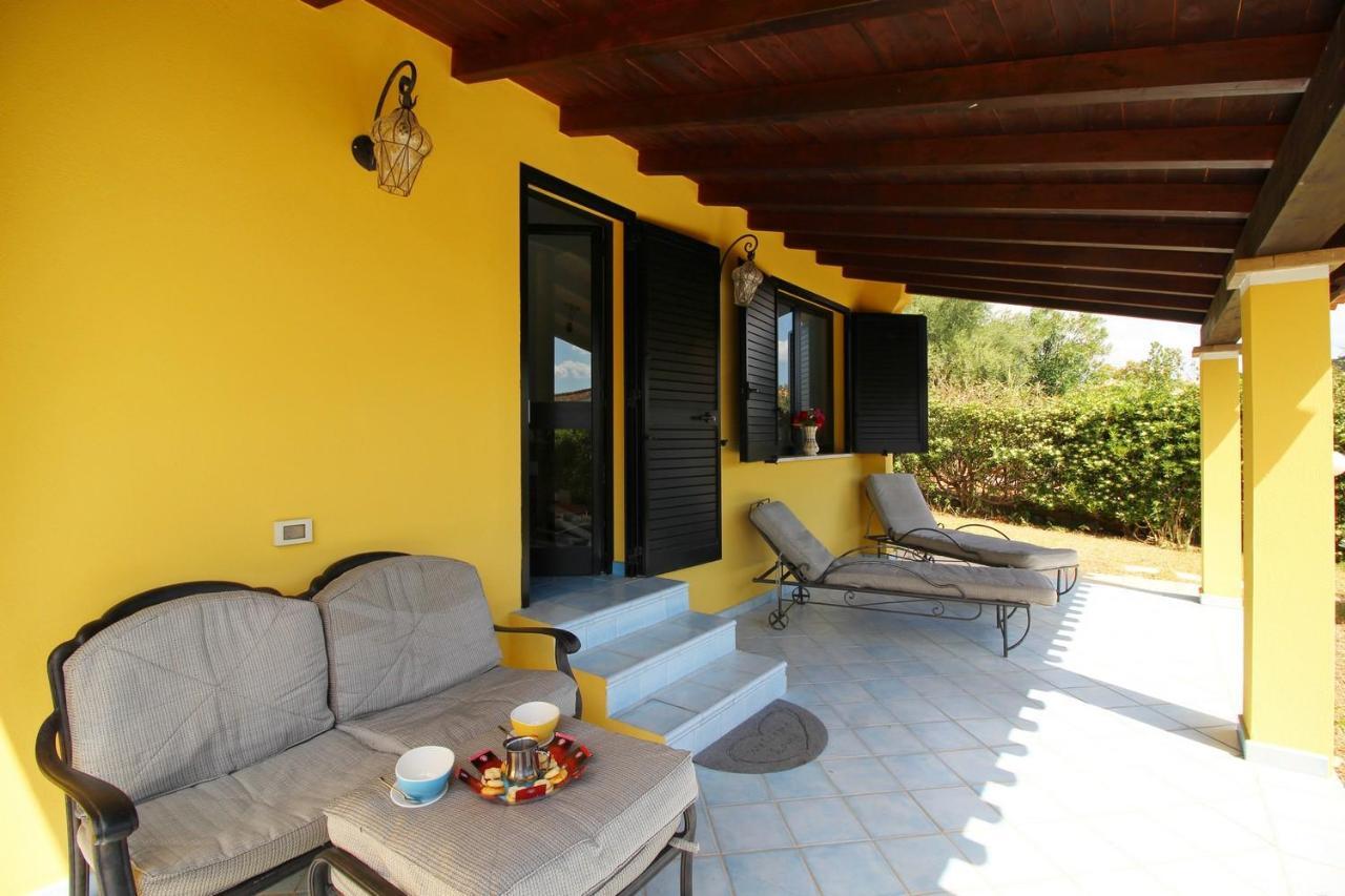Villa Azzurra Nel Centro Di Costa Rei Exterior photo